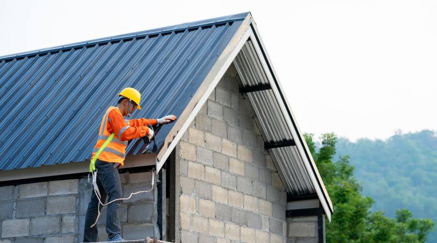 Expert Emergency Roof Repairs services in Sloansville, NY